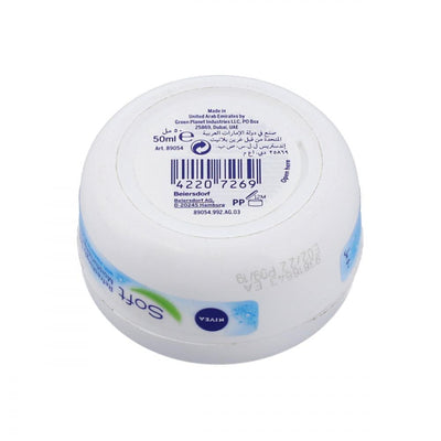 NIVEA Soft Refreshing & Moisturizing Cream, Jar 200ml