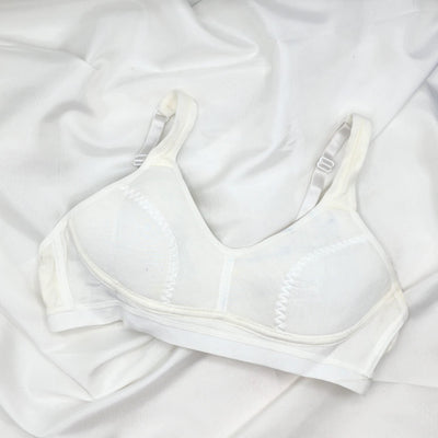 Soft Single Padded bra Brief Blouse Brazier Brassier Undergarments for Women - White | Sale Price in Pakistan | Bababoota.com